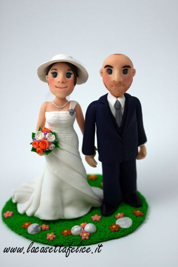 sposi su torta realizzati a mano